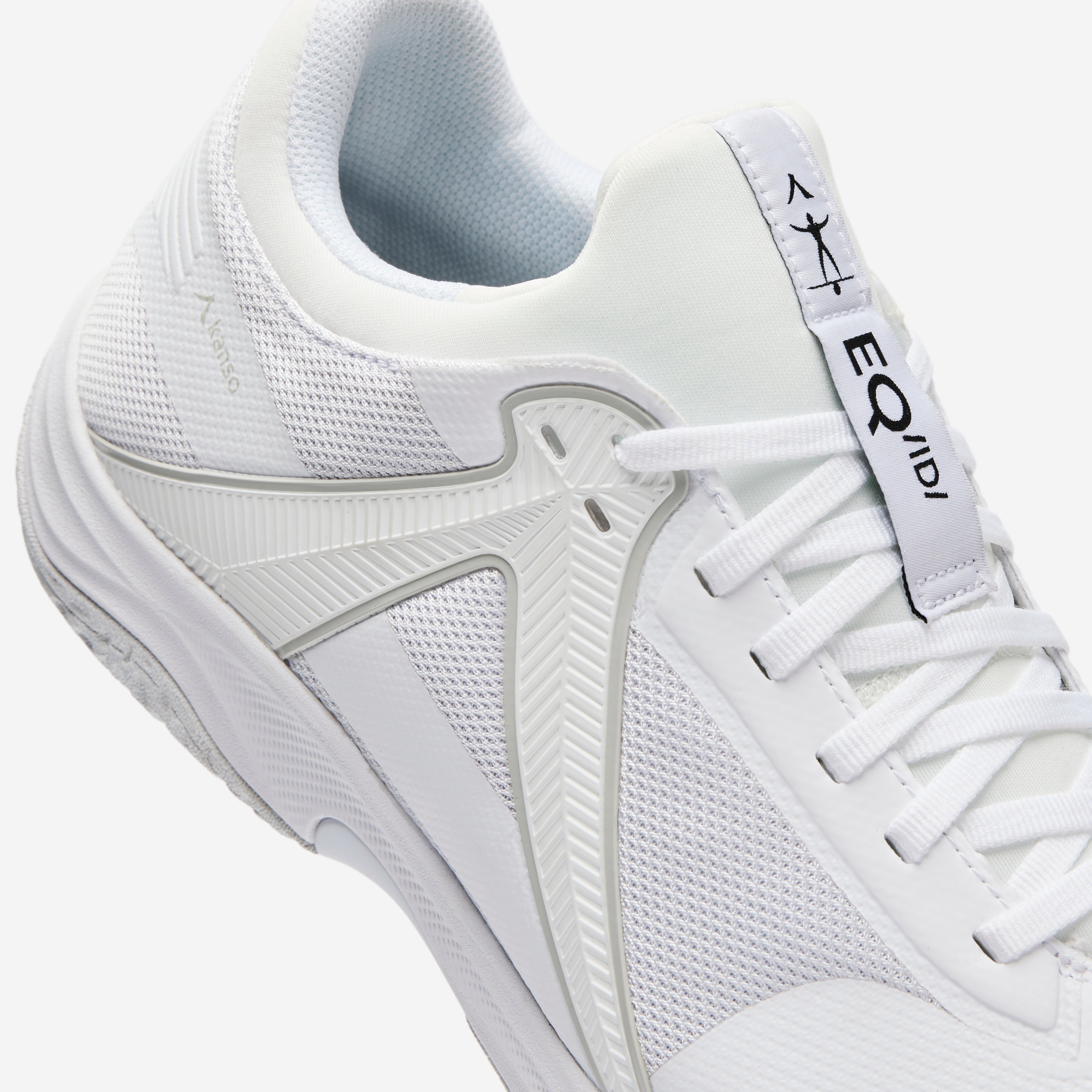 EQ id White