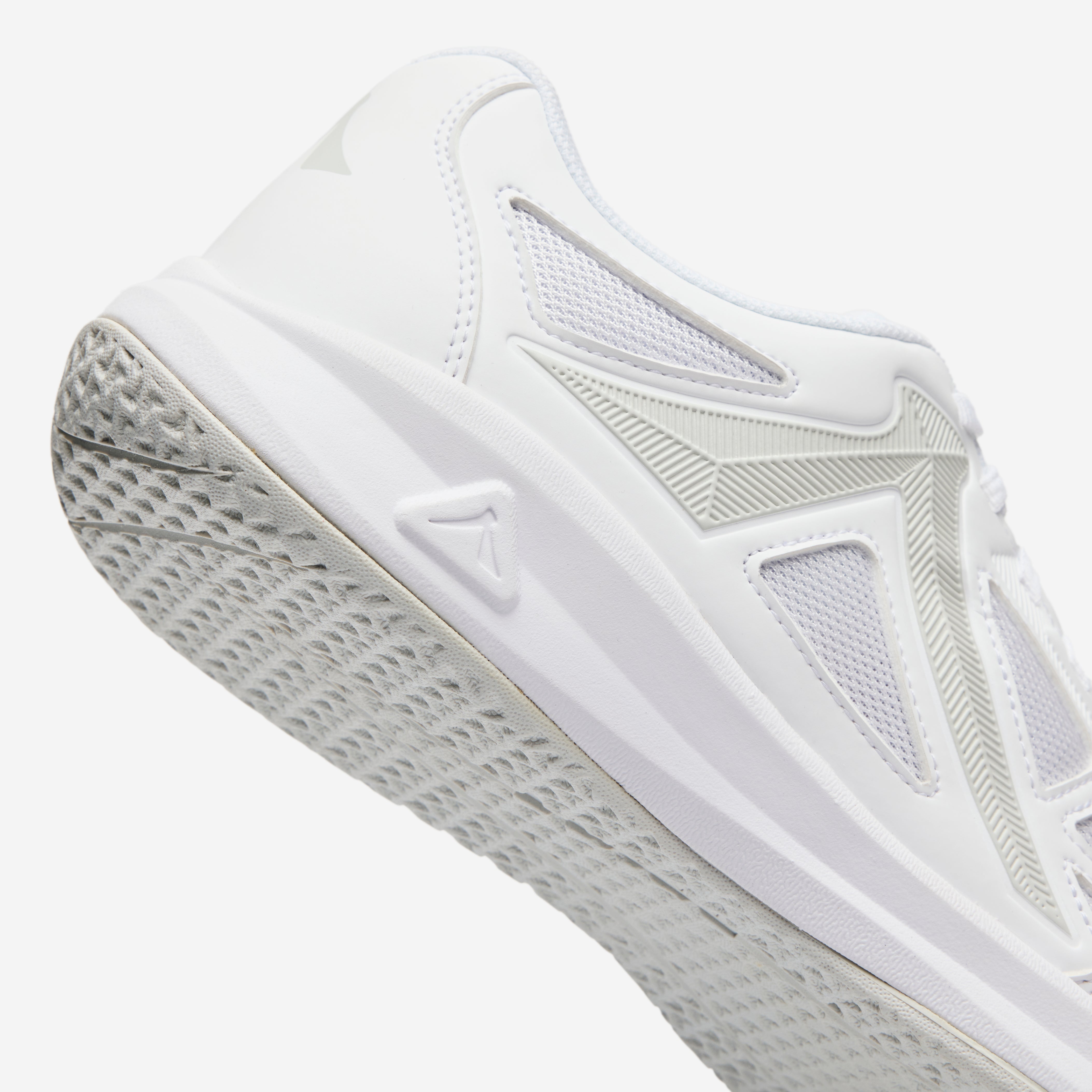 Takumi id White